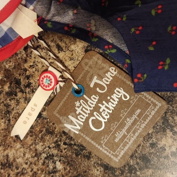 Matilda Jane - Picture 3 of 3